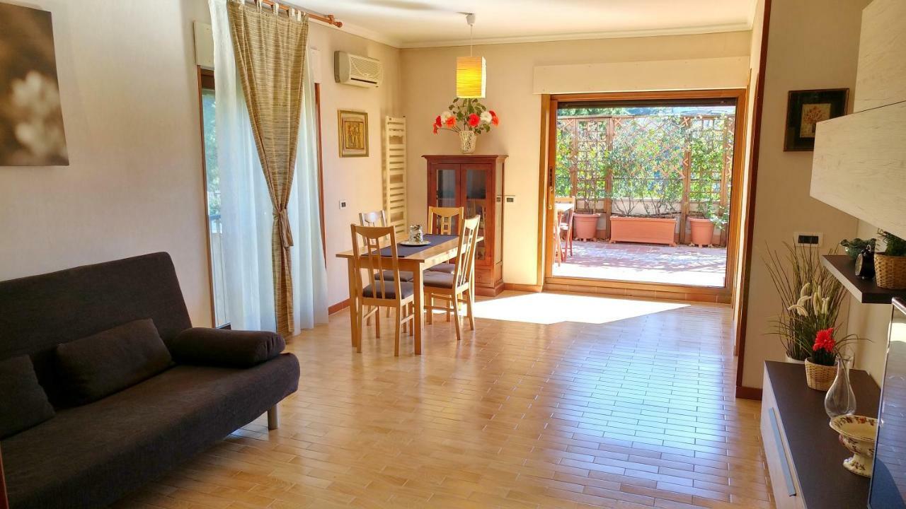 Ferienwohnung Terrace22 - Delizioso Attico Ben Collegato Rom Exterior foto